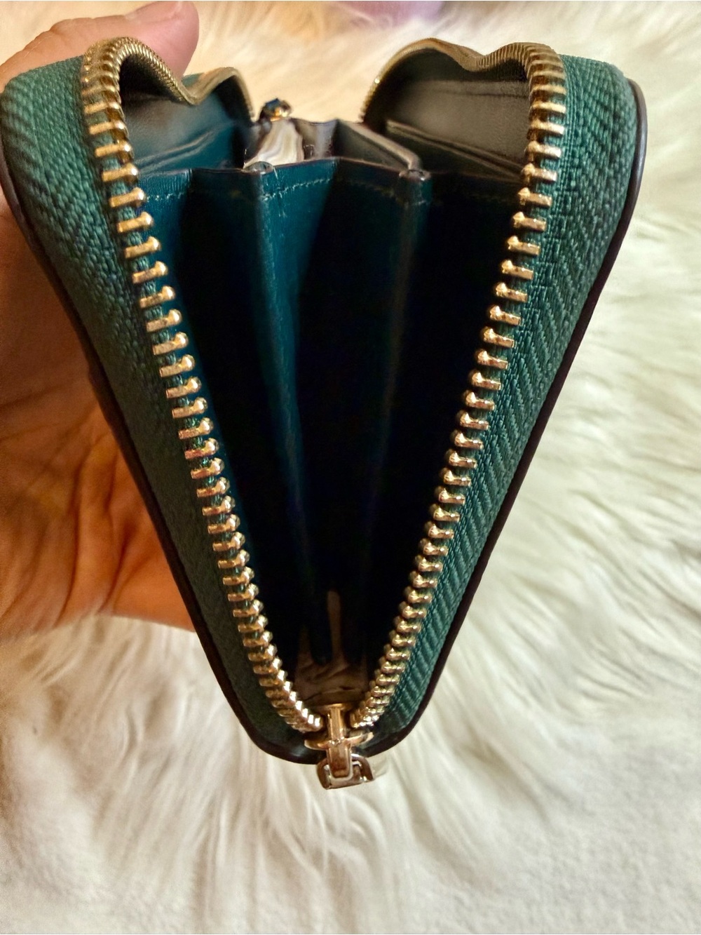 Kate Spade New York Two-Tone Teal and Light Blue Zip Wallet - Picture 12 of 13